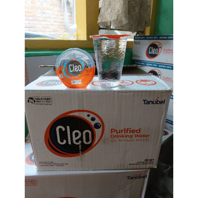 

Cleo air mineral 220 ml Gelas.