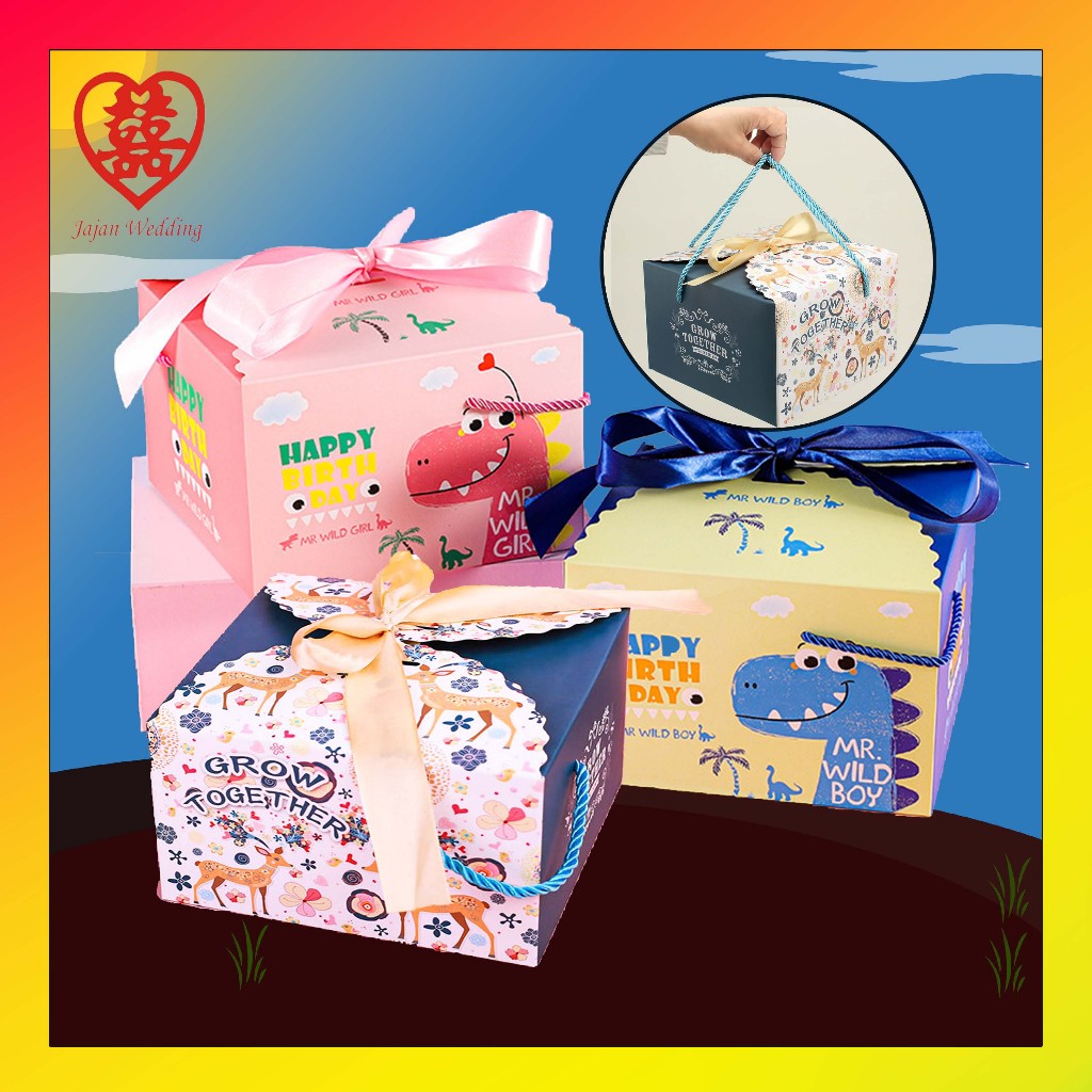 

JW Paperbag Ulang Tahun / Goodie Bag Ulang Tahun Berpita / Tas Hadiah Sovenir Kotak Kado Ulang Tahun PP10