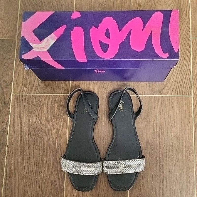 PRELOVED SANDAL WANITA