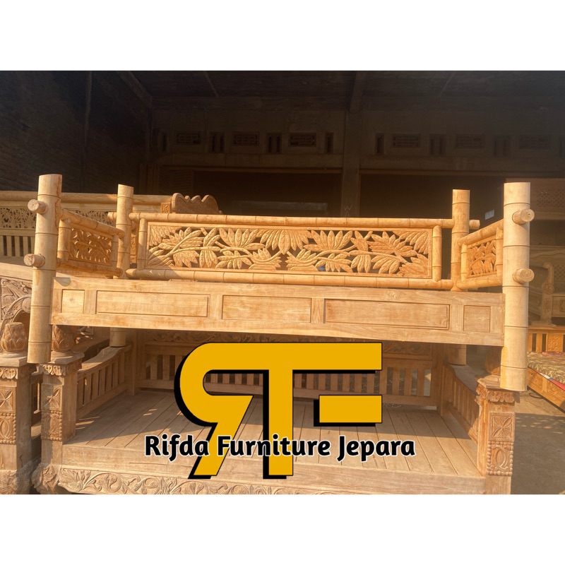 Bangku bale-bale jati ukir bambu