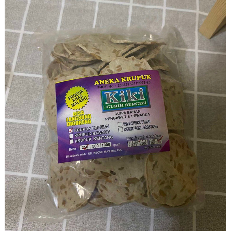 

Kerupuk Kedelai (Mentah, Perlu digoreng)