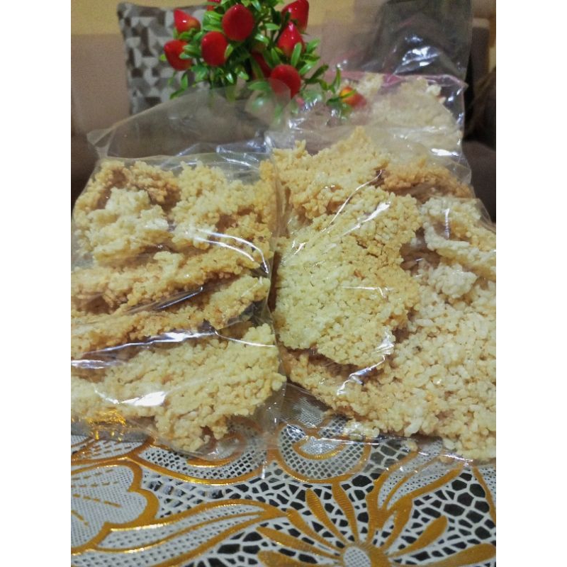

Rengginang intip makanan ringan