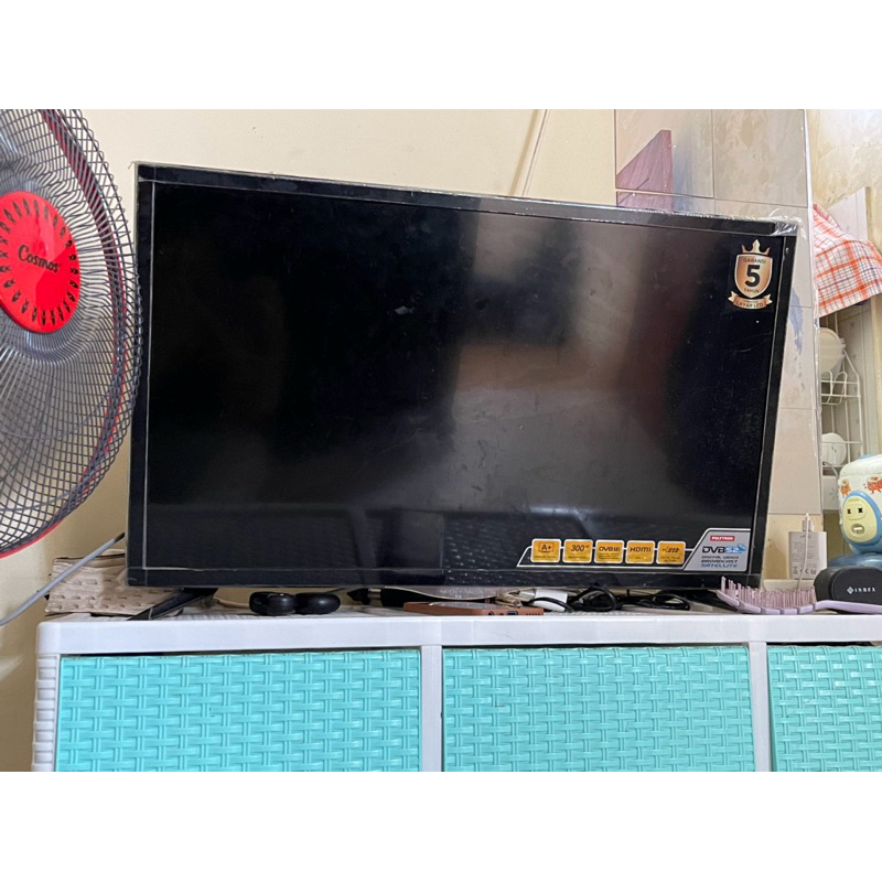 televisi GRATIS  merk polytron