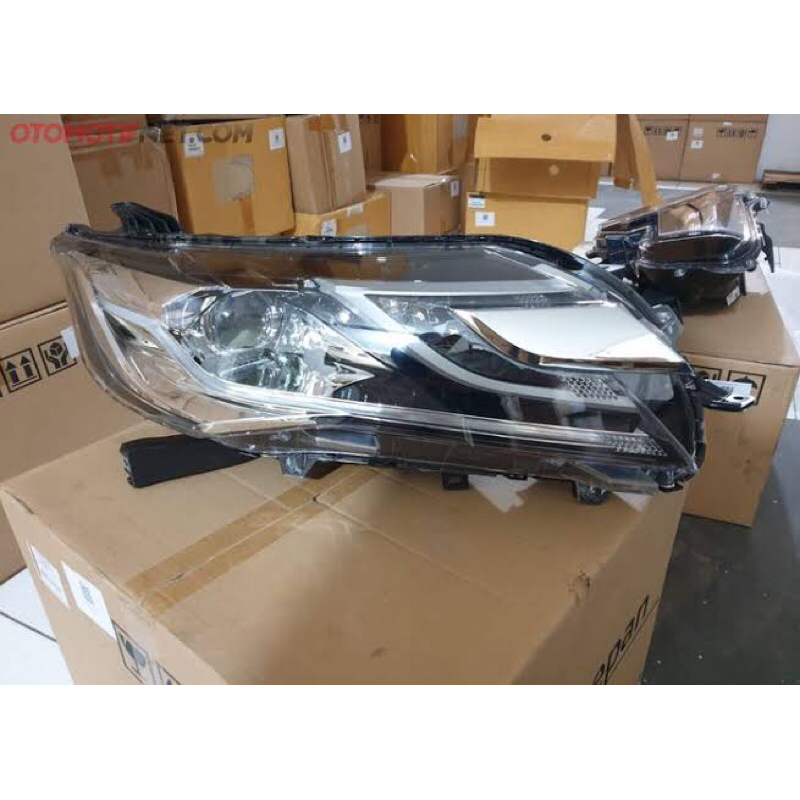 Headlamp Mitsubishi Pajero Sport
