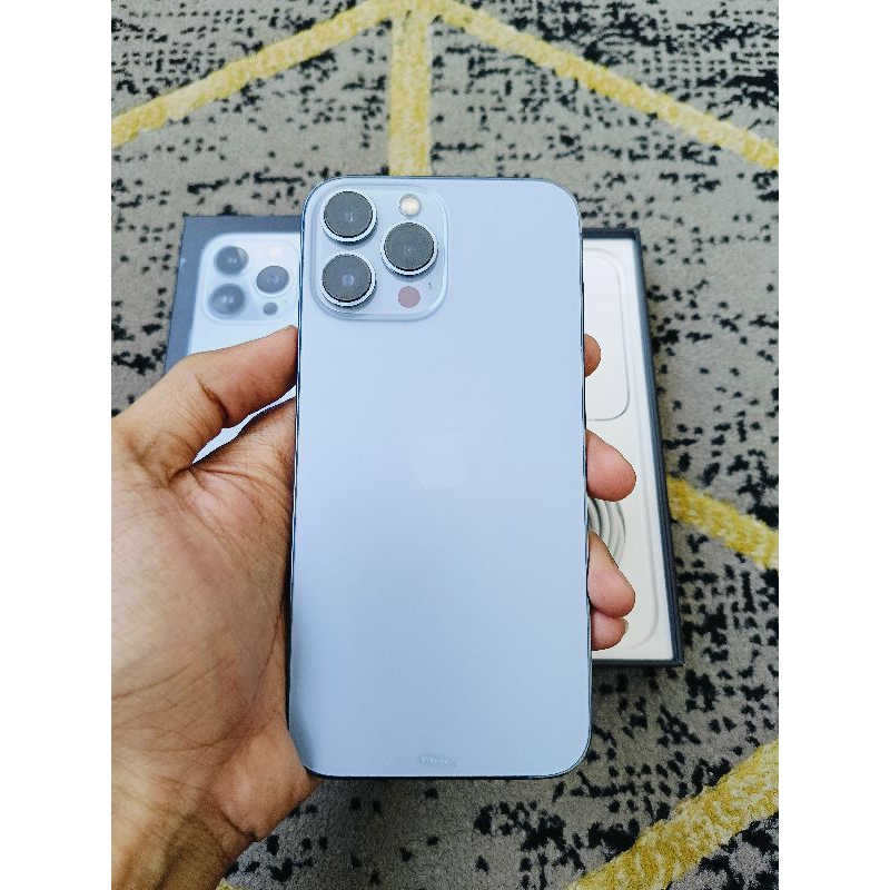 13 PM 256gb ibox second