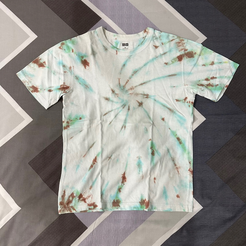 Uniqlo U Basic Tee Tie dye
