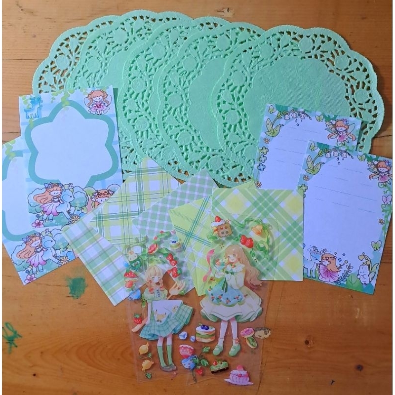 

16 Pcs Kertas Scrapbook Journal Tema Hijau