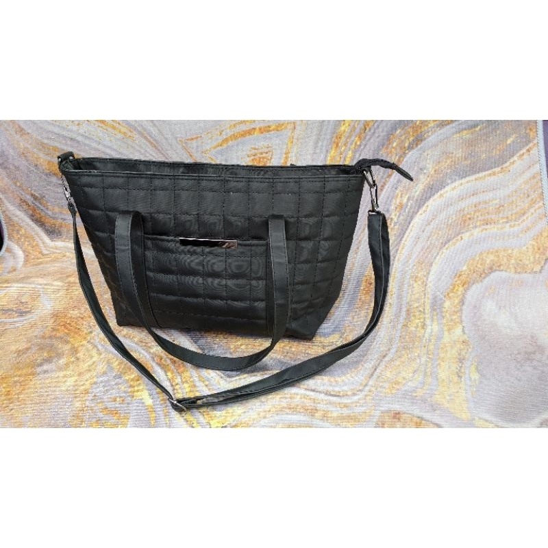 TAS TOTE HITAM WANITA MOTiF kotak kotak