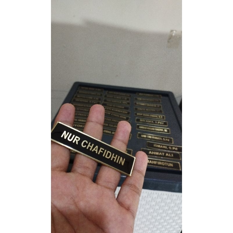 

NAMA DADA KUNINGAN MAGNET