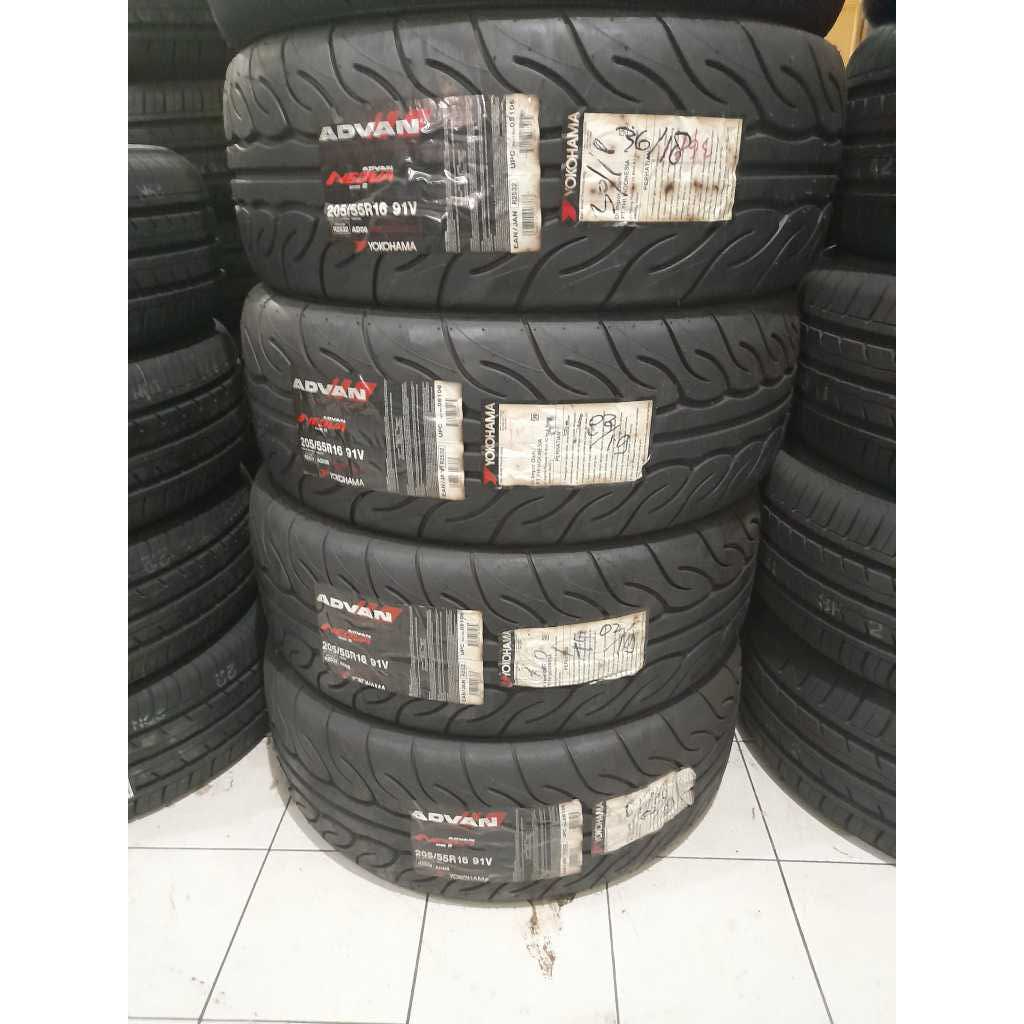 ban mobil drift 205 55 R16 Yokohama Advan Neova AD08R Tahun 2018