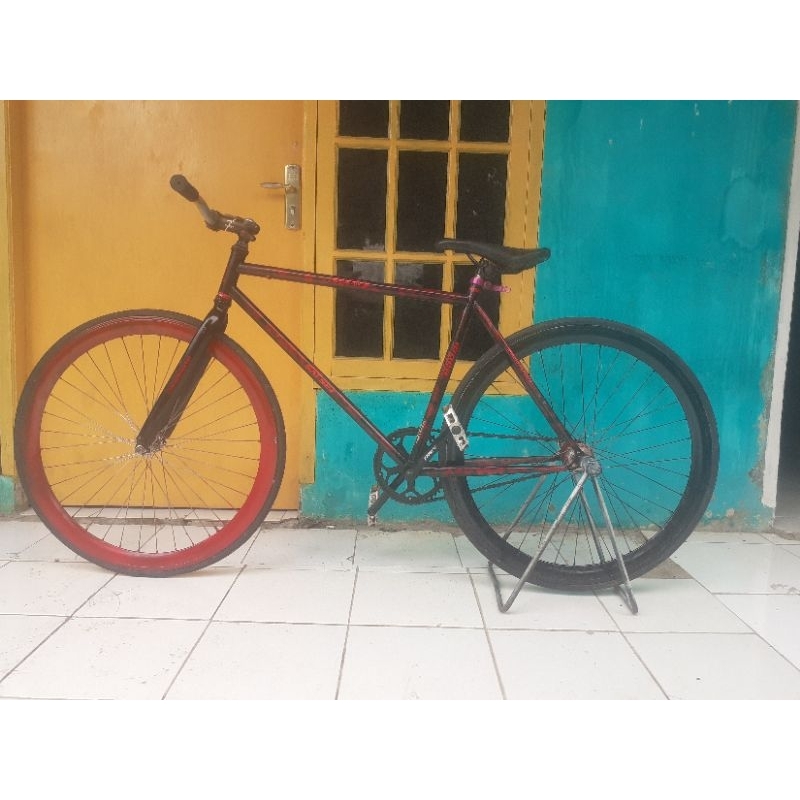 Sepeda fixie doltrap