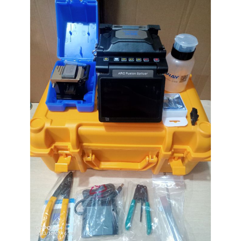 Fusion splicer comway A33