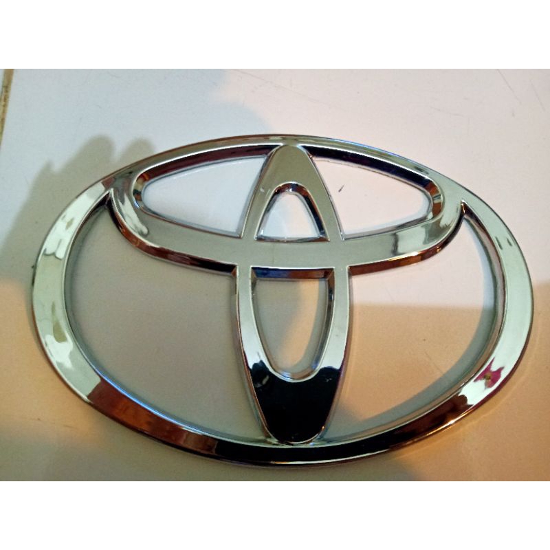 LOGO EMBLEM TOYOTA UNTUK GRILL DYNA ATAU RINO