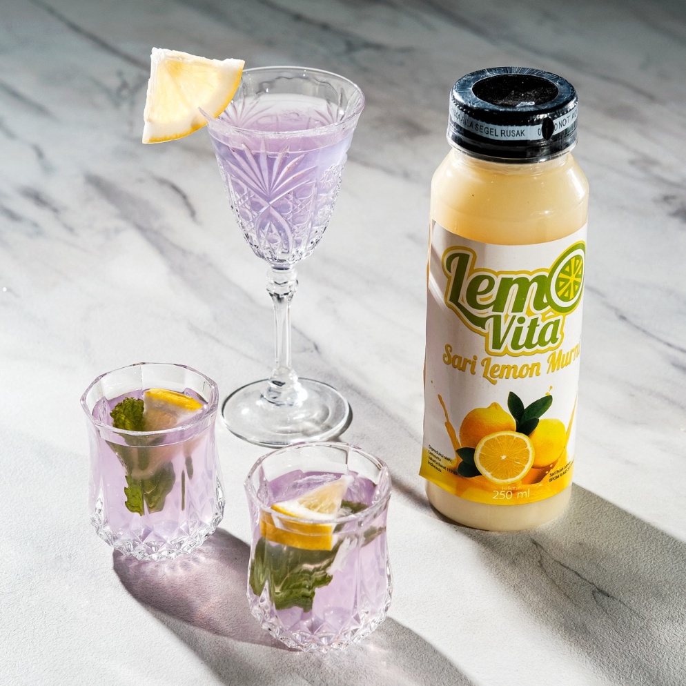 

82 BPOM Fresh Sari Lemon Lemovita Jus Halal Murah 250ml 96