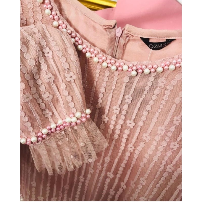 Dress brukat