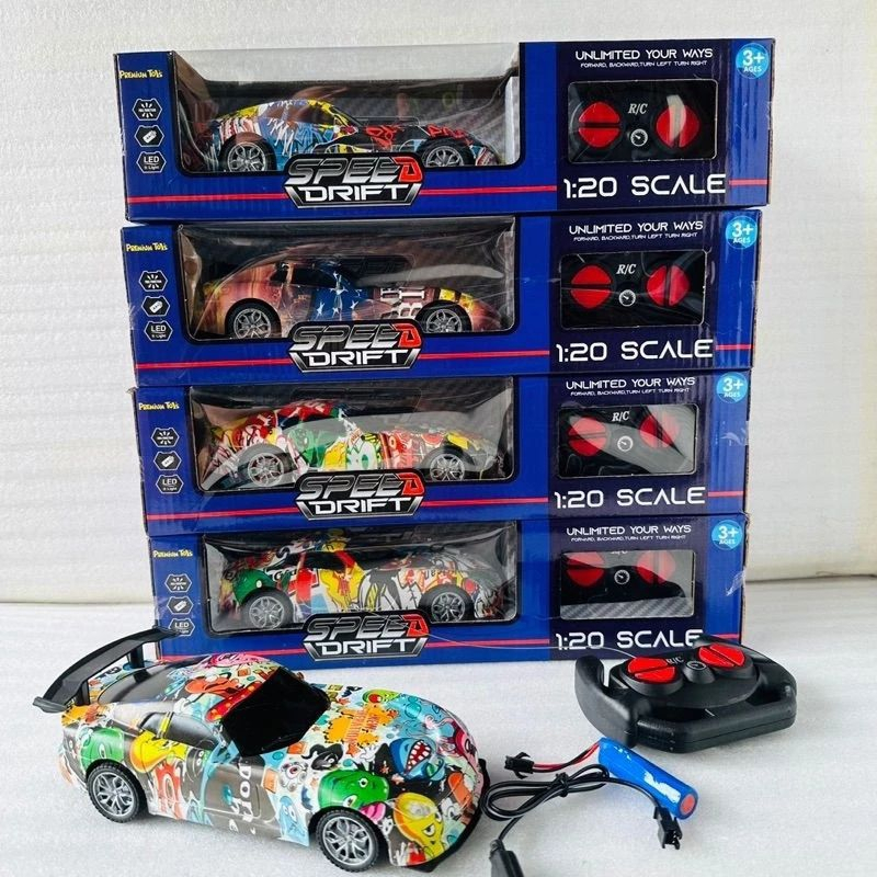 Mobil Remote Control WarnaWarni Mobil RC Speed Drift 4 Function RC Car