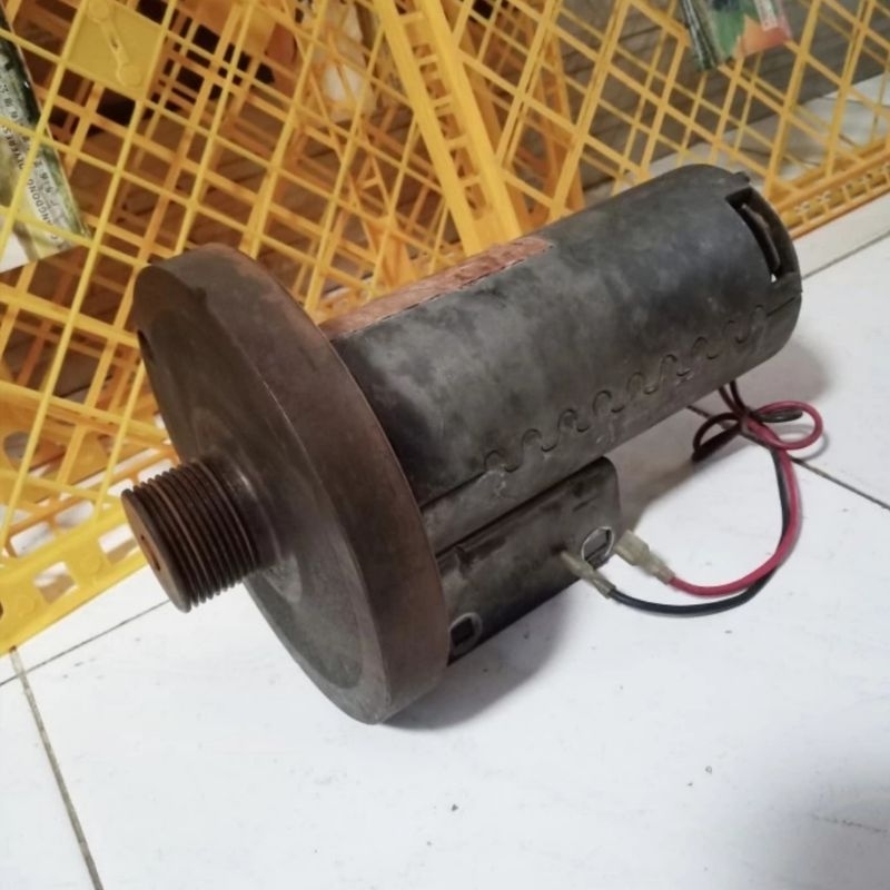 DINAMO MOTOR PERMANEN MAGNET GENERATOR MOTOR 1 HP 180V DC