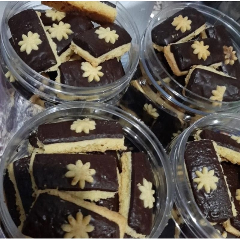 

Aneka kue kering