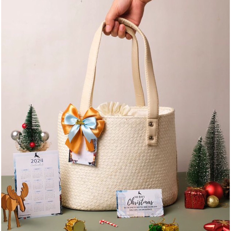 

HAMPERS NATAL MURAH