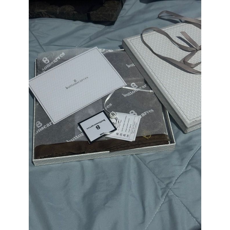 Preloved Buttonscarves The Tapis Square Ginger Bread