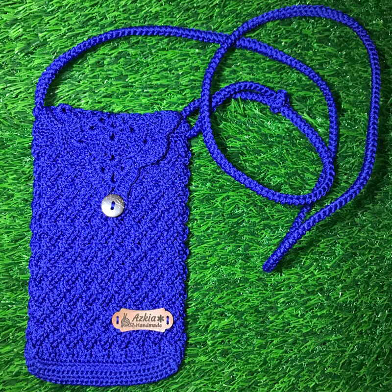 Tas HP Rajut Simple dan Elegan