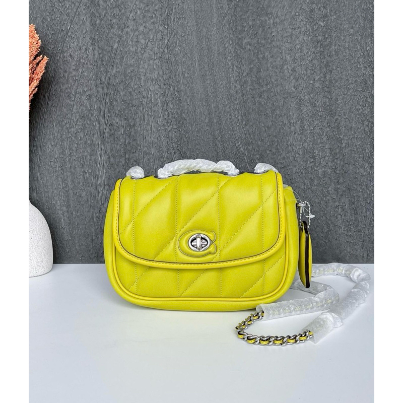 Coach Pillow Madison 18