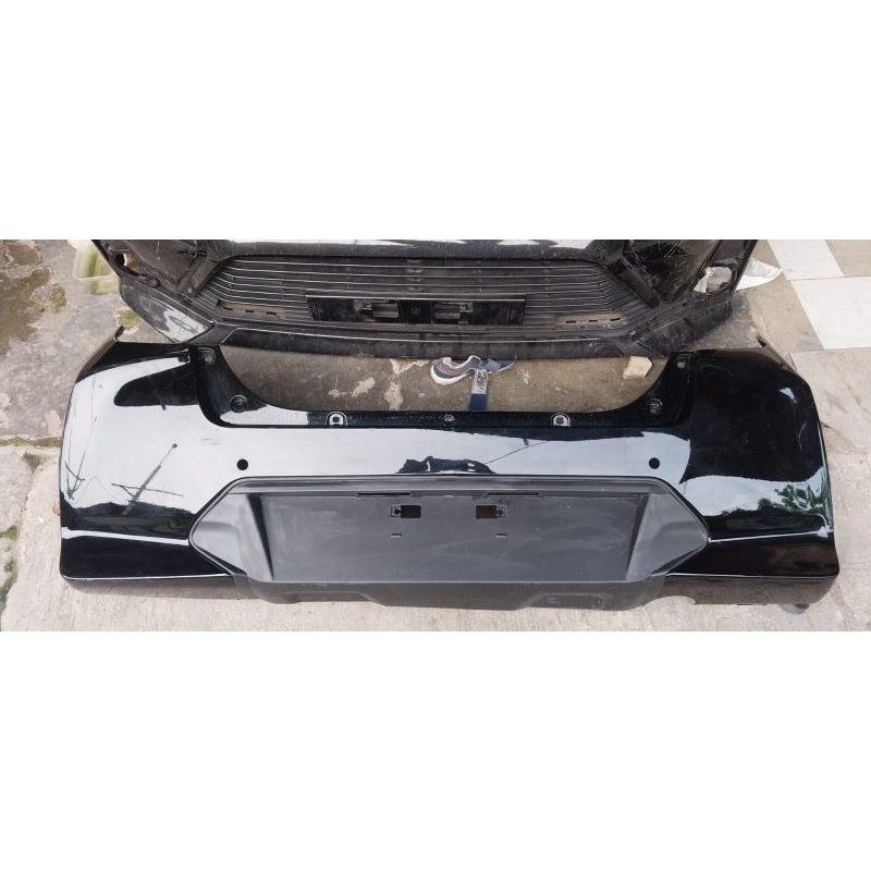 bemper belakang agya ayla 2023 2024