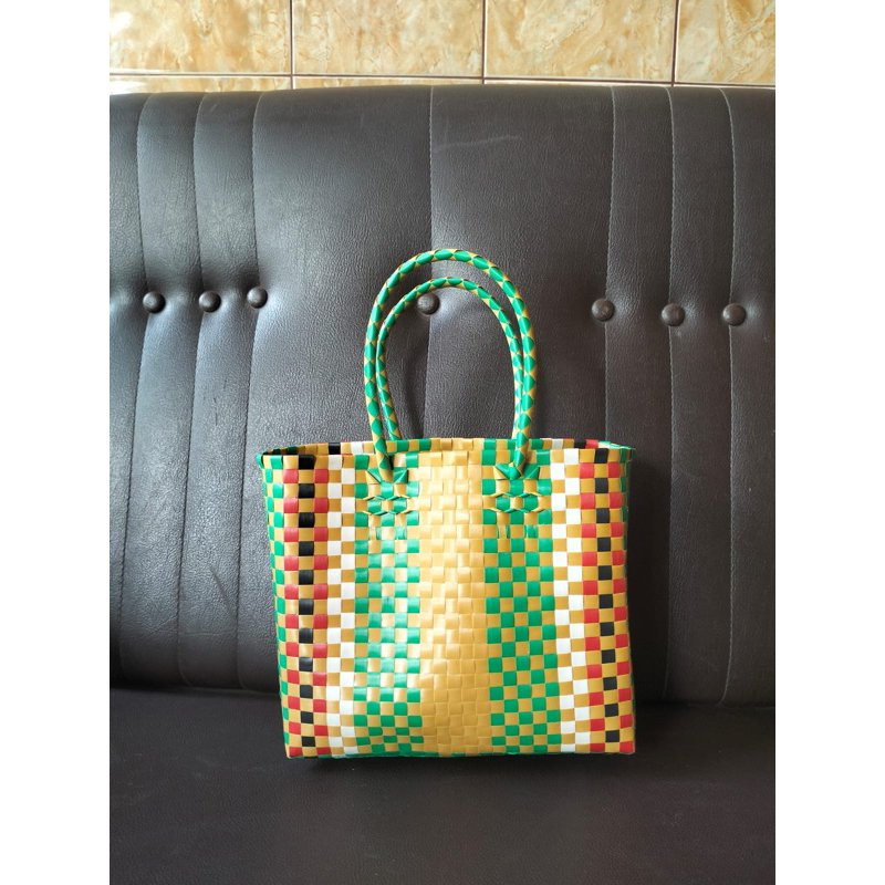 tas anyaman plastik hampers