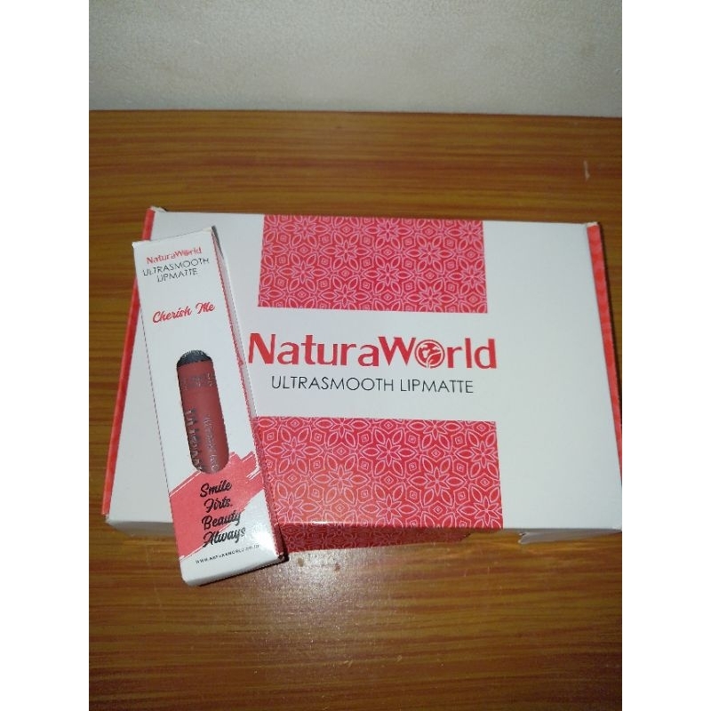 LIPSTIK NATURA WORLD ORI.Jual Rugi,Masih BARU SEGEL,Tinggal 1 pcs,dijual sblm Epx