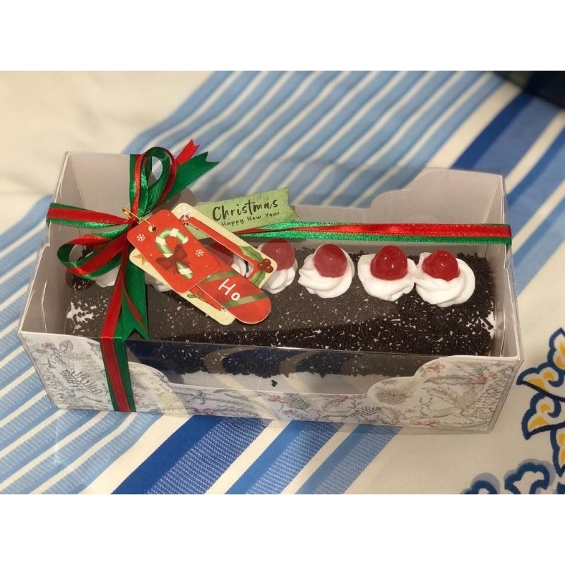 

Choco Rolltart Christmas edition hampers natal