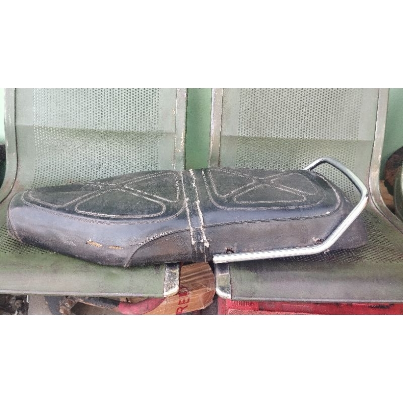 jok sedel yamaha v80 robot