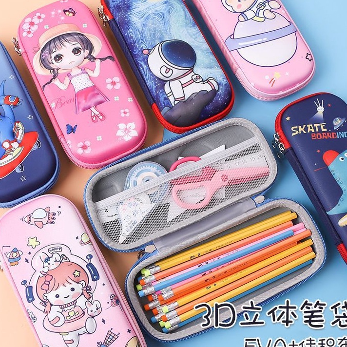 

Ready PENCIL CASE SLETING PLUS MIKA SUPER HERO / KOTAK PENSIL SUPER HERO/ TEMPAT PENSIL ANAK LAKI LAKI Laris