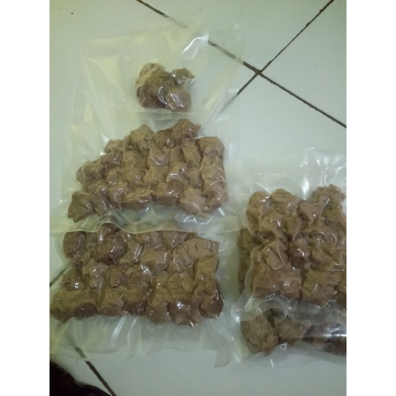 

bakso ikan malingping kuah merah