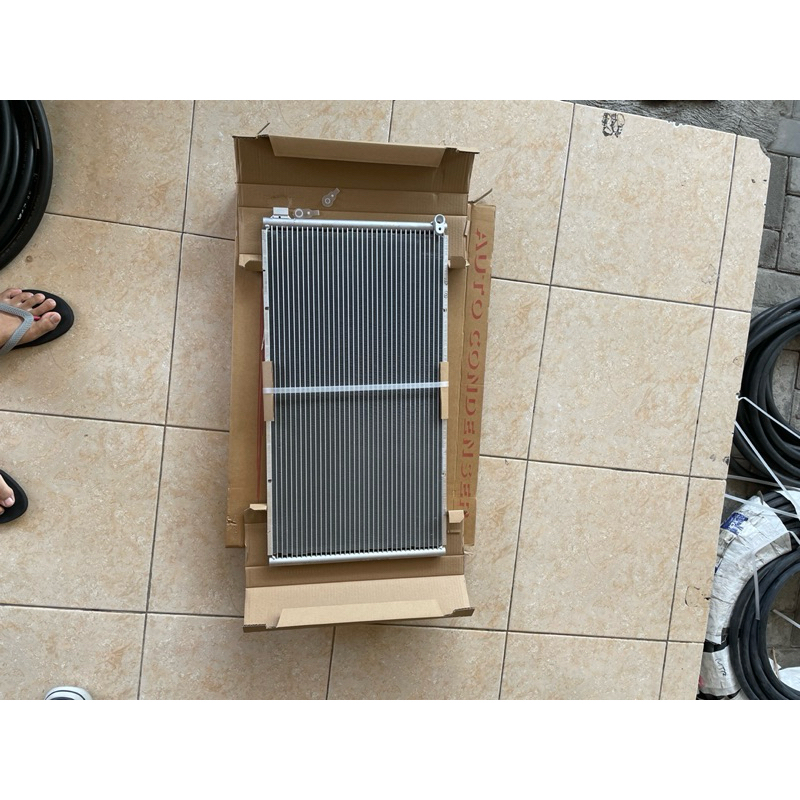 Condensor Kondensor Ac Mobil untuk Isuzu Elf m10 m-10