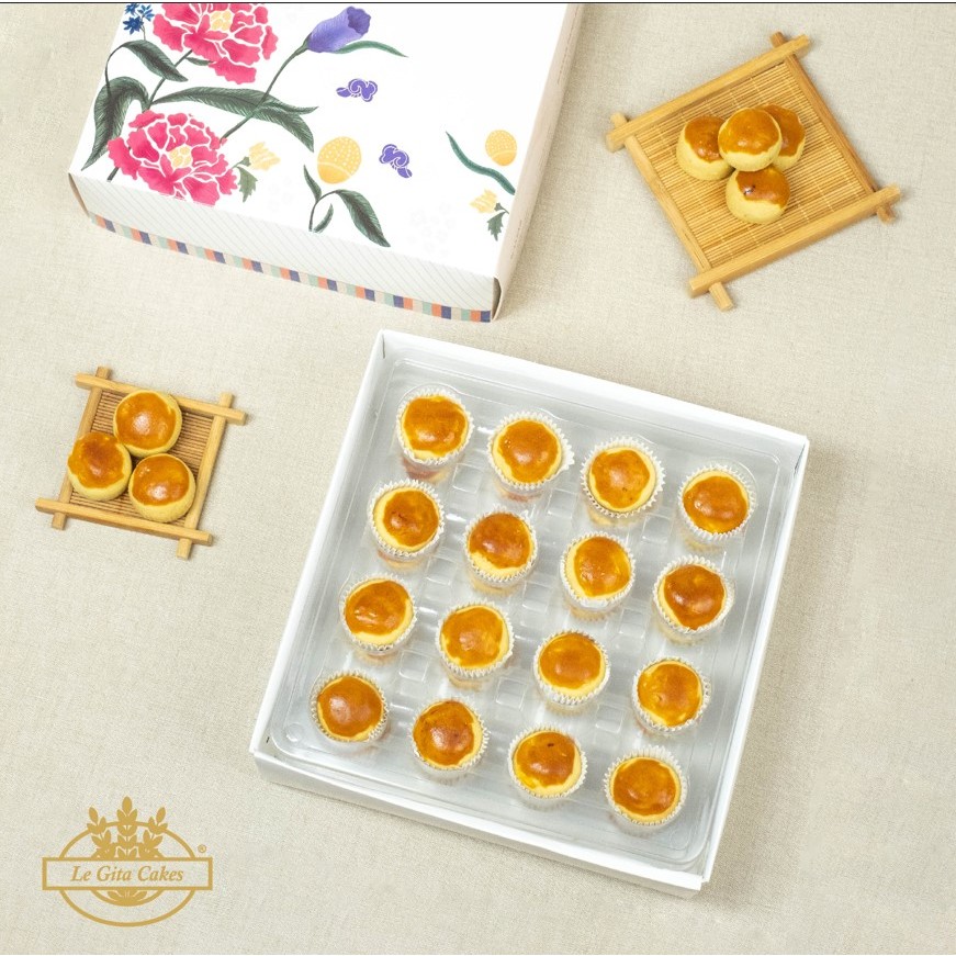 

Le Gita Cakes NASTAR 32 PCS Premium Khas Pontianak