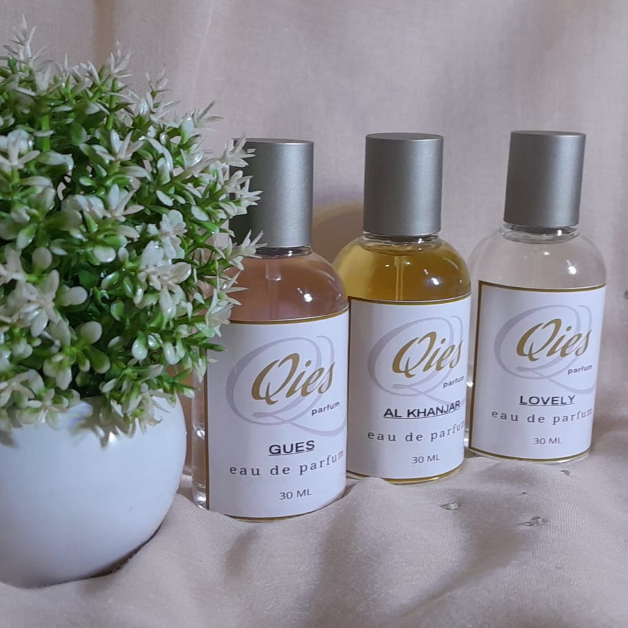 Parfum lovely / parfum wanita / TAHAN LAMA