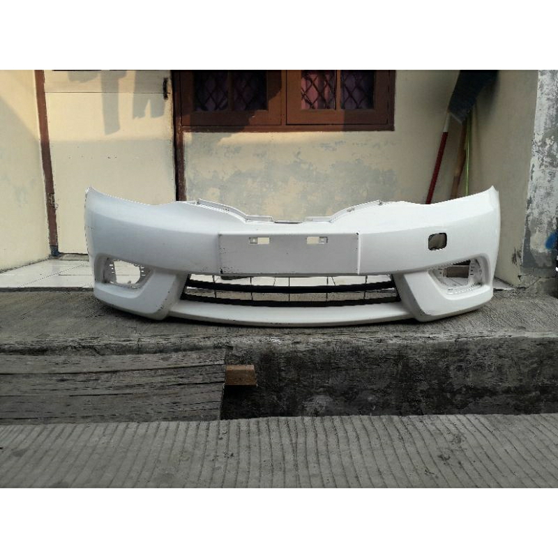 bumper depan grand livina 2015