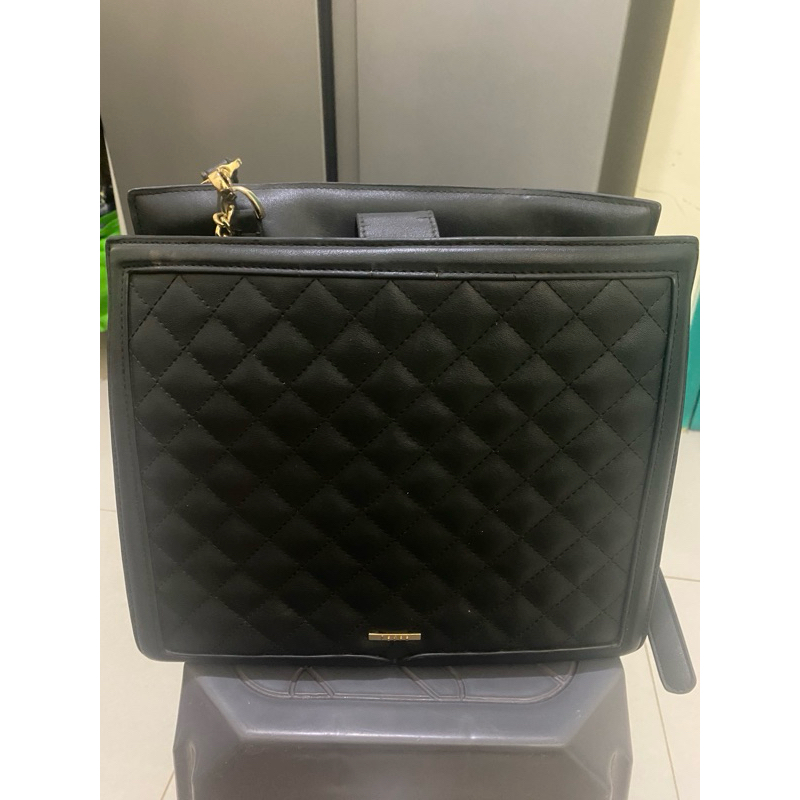 Tas Wanita PEDRO 100% Original Counter Preloved