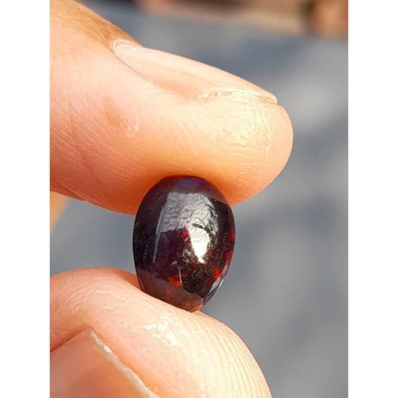 Black Opal Natural Batu Permata Batu Akik