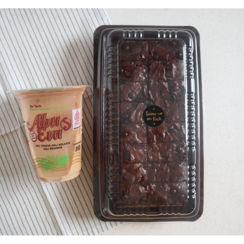 

Paket Brownies Dan 1 Gelas Paket Brownies Dan 2 gelas Teh Tarik Abu eva tarik Abu Eva