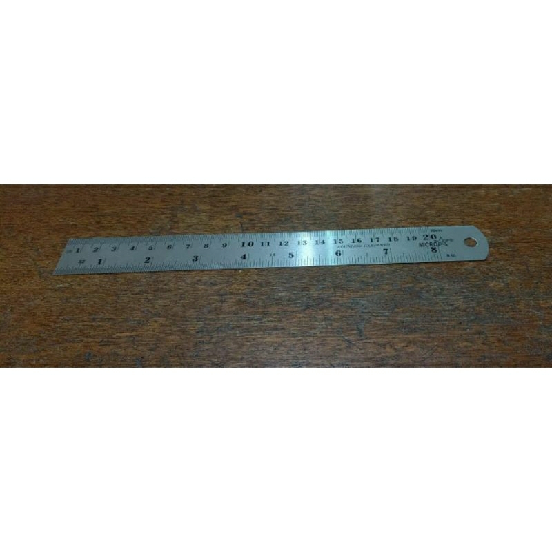 

MISTAR BESI 20CM / PENGGARIS BESI 20CM