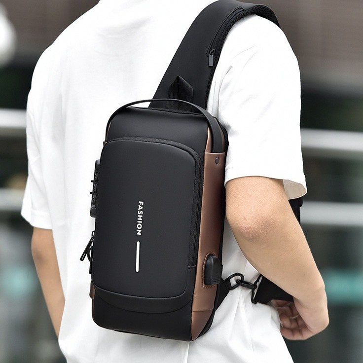 CYQG5457 Stok terbaru [Max-Mor] M067 Tas Selempang Pria Tas Pria Sling Bag Pria Charger USB SHAMAN P