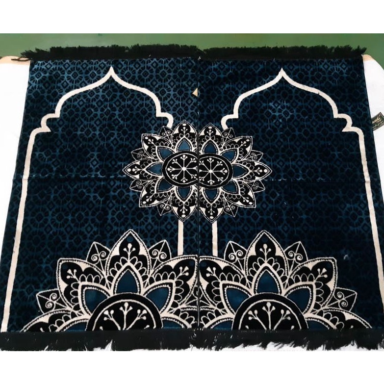 KODE IG890 1pcs Sajadah Model Couple Sepasang Turki Saudi Premium Beludru Hitam Besar 70x110cm