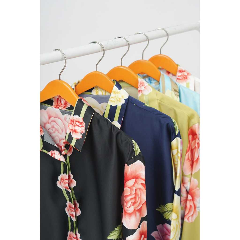 Blouse Kemeja Wanita HM Satin