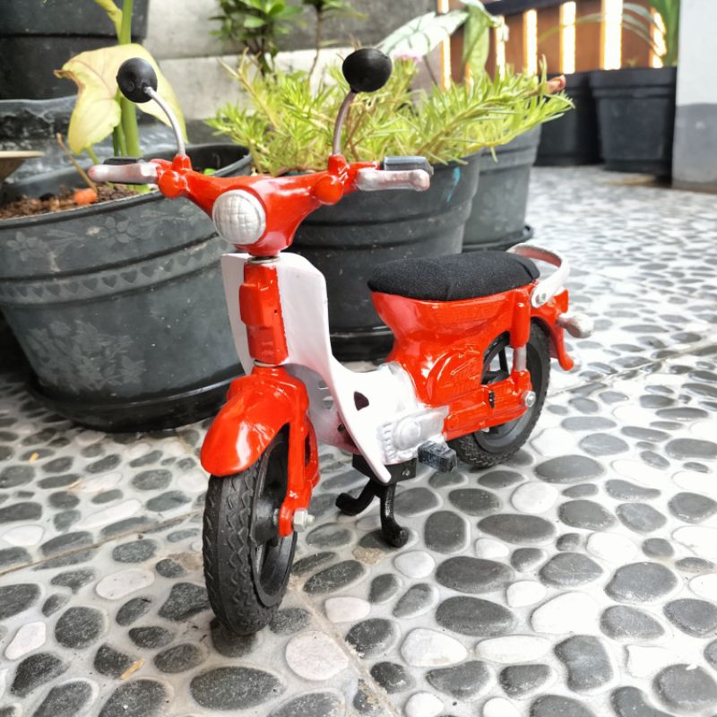 Miniatur Motor Honda 70 Mainan Motor Die cast Sepeda Motor