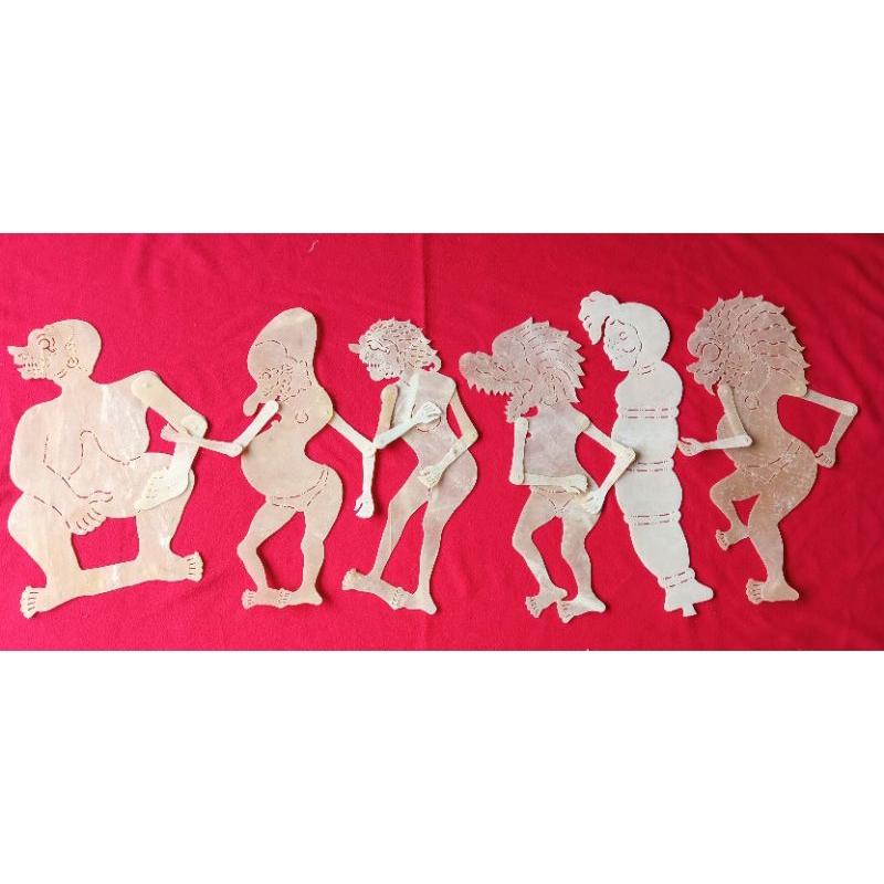 Wayang puntadewa dan wayang setan