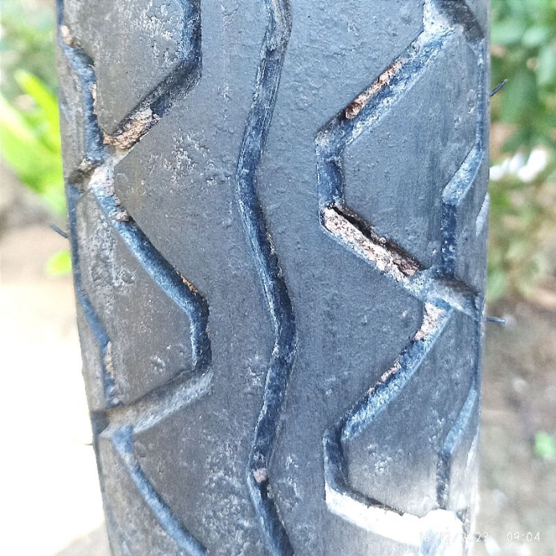 Ban Luar IRC Ukuran 2.75-18 - Copotan Motor RX King Masih Tebal Seperti Baru.