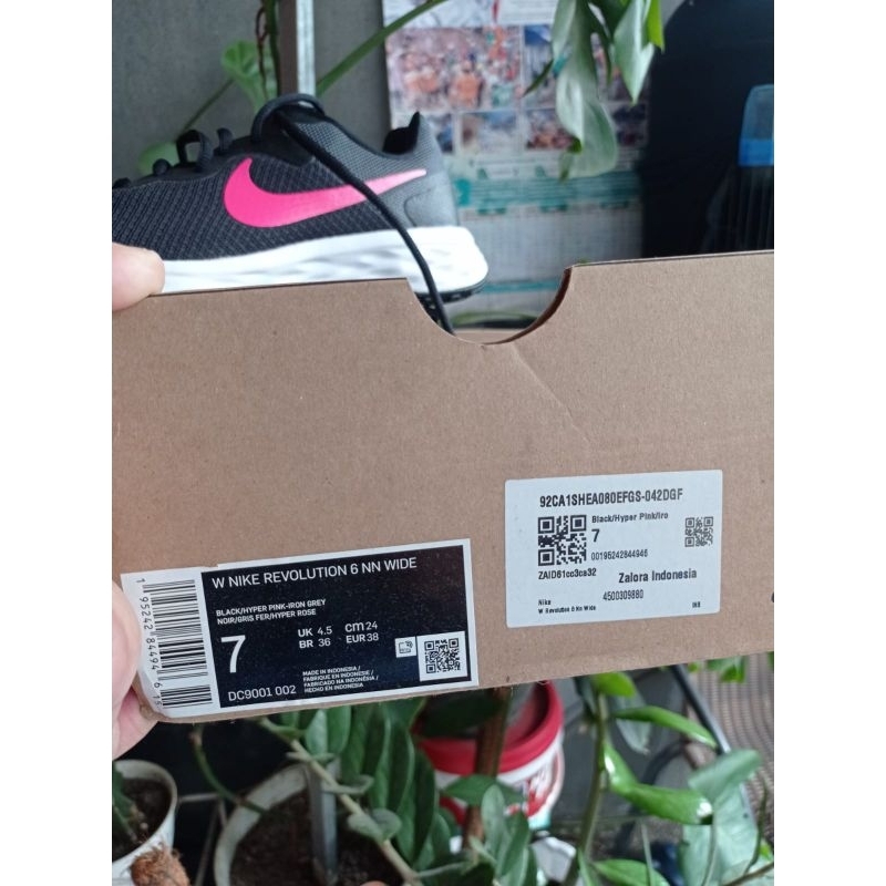 W NIKE REVOLUTION 6 NN WIDE