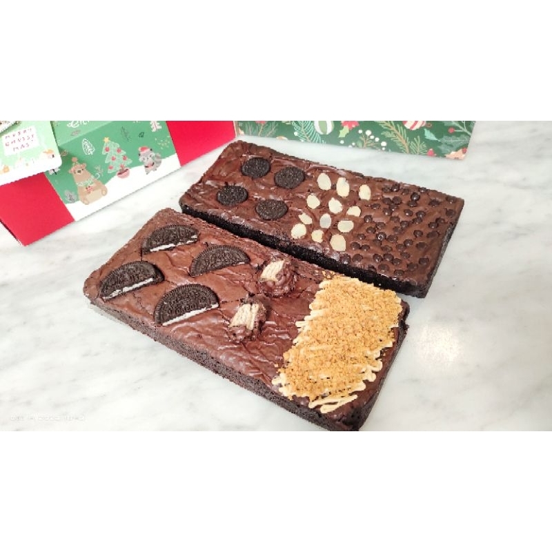 

✨PAKET 2 BOX BROWNIES ✨