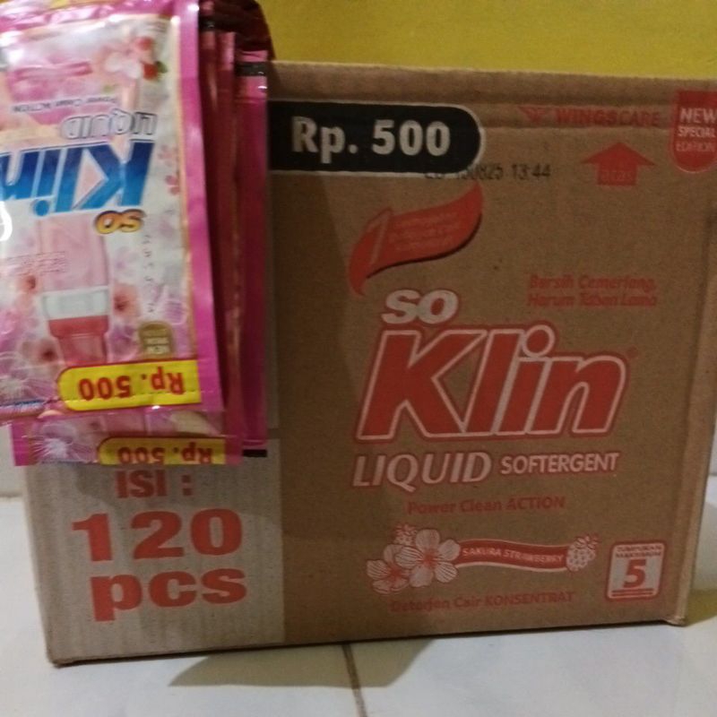 Soklin liquid 22ml sabun cair cuci baju 1dus kirim random